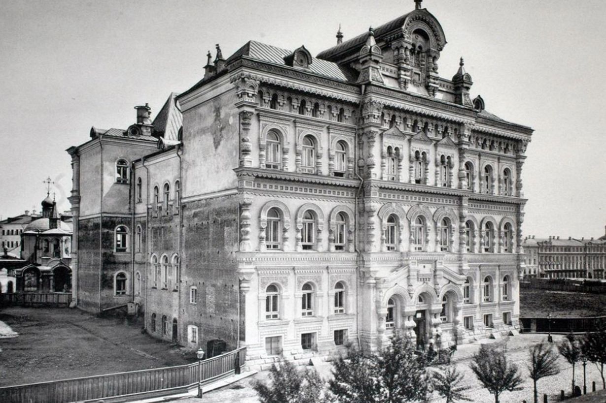Фото Фасада Политехнического Музея